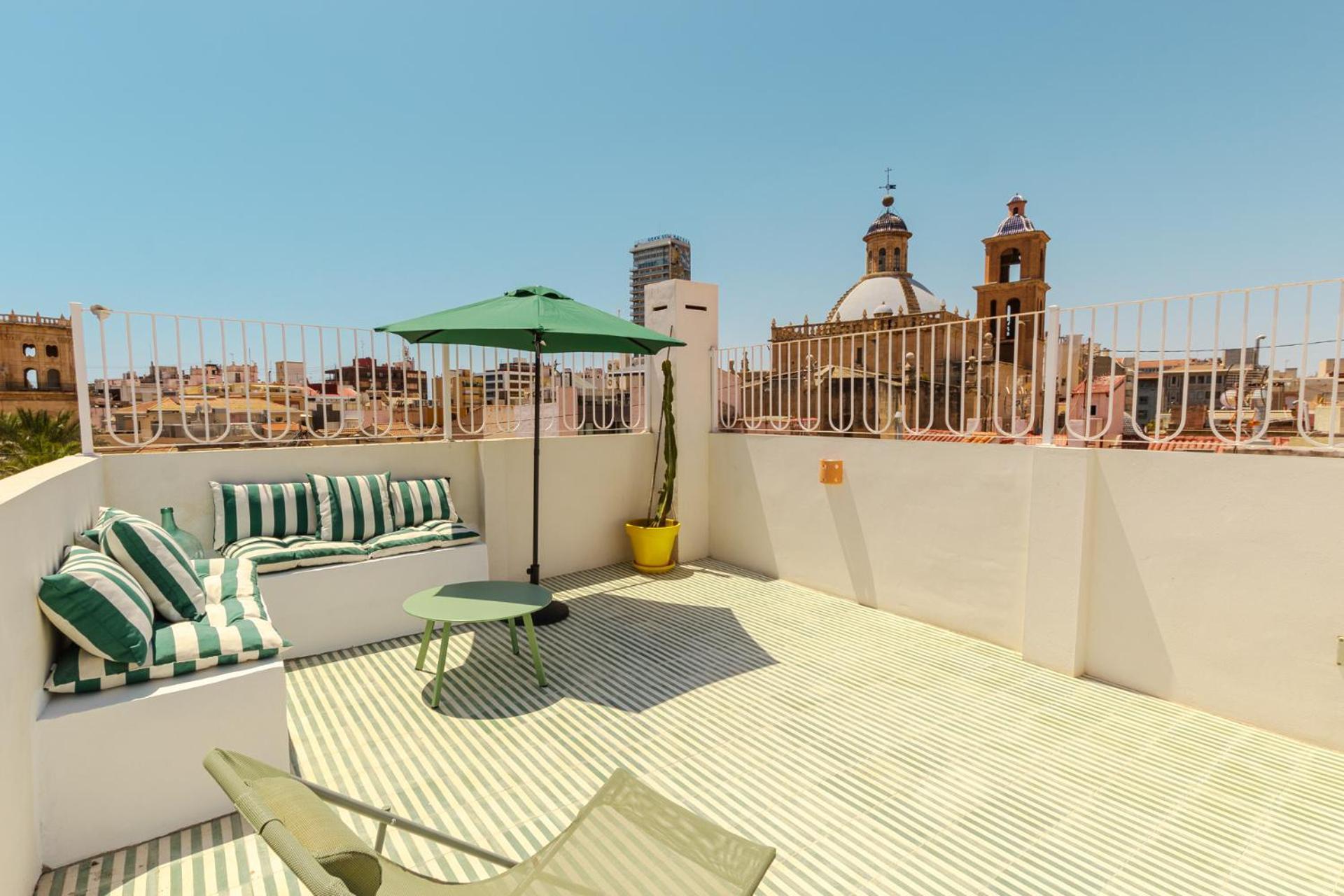 Penthouse With Breathtaking Views Of Heart Of لقنت المظهر الخارجي الصورة
